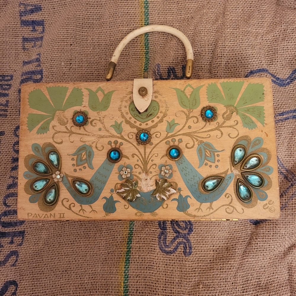 Enid Collins box bag